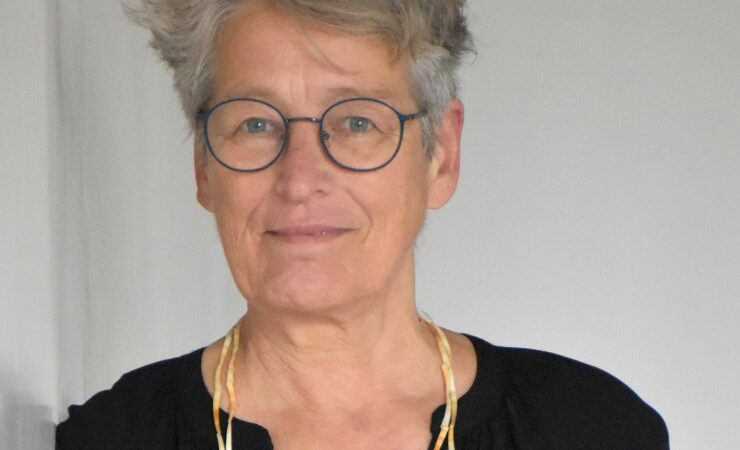 Klärung persönlicher Themen durch kreative Prozesse: Kunsttherapie und Familienaufstellungen mit Brele Scholz